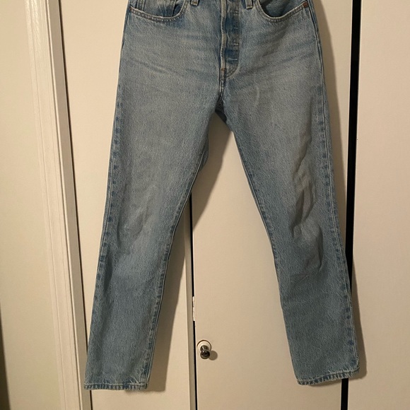 Levi’s 501 Size 26 - Picture 2 of 3